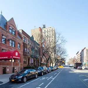 https://jazz-on-the-park-youth-hostel.us-newyorkcity.com